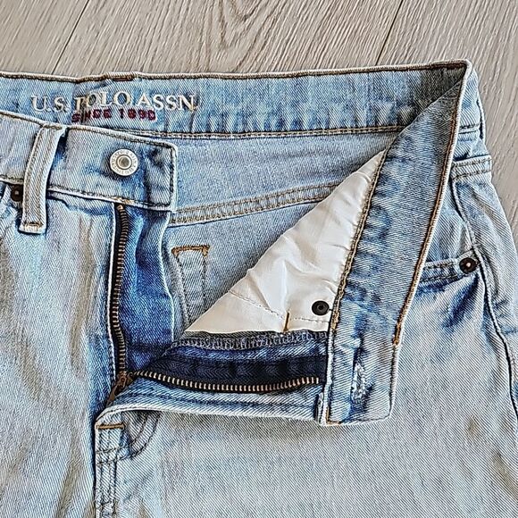 U.S. Polo Assn. Light Blue Jean Shorts - Picture 5 of 15
